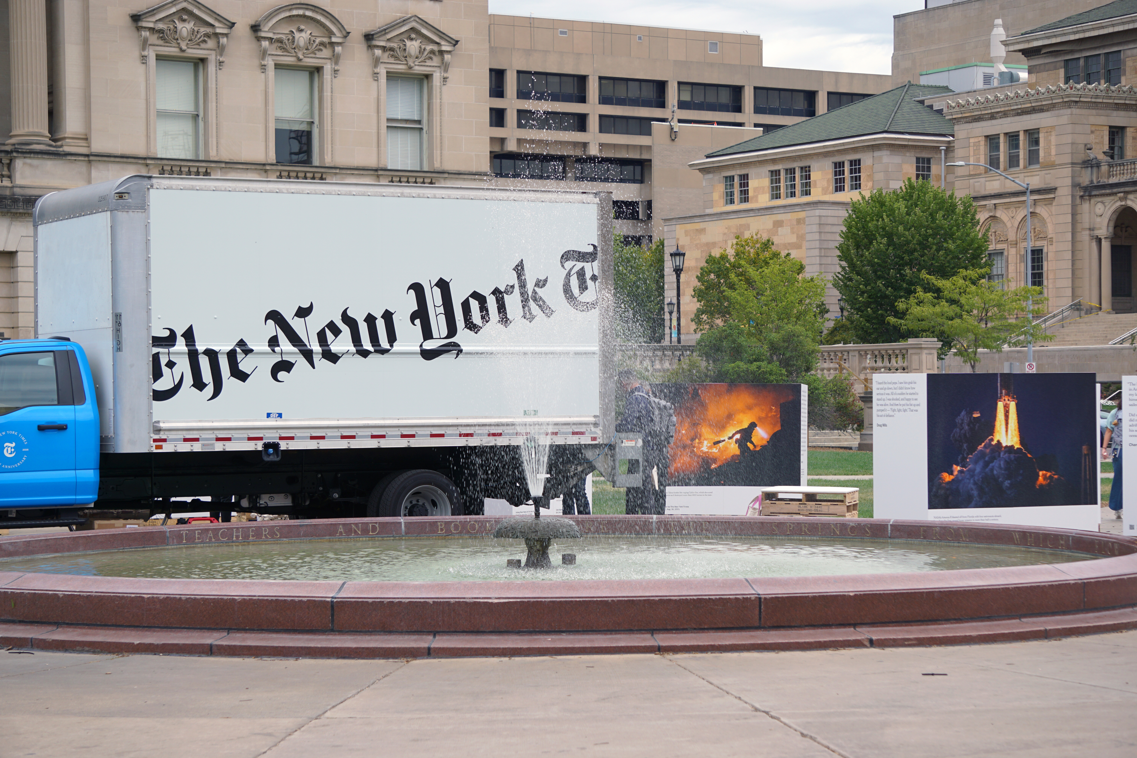 NYT07_selectDSC02253.jpg